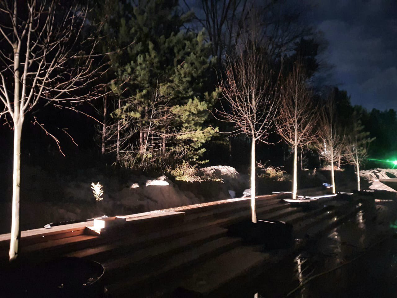 photo5386709092170576902